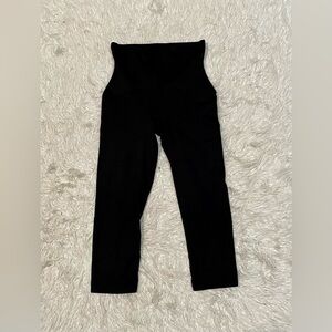 SPANXshape™ CoreLuxe Cropped Leggings with Full-Tummy Compression
